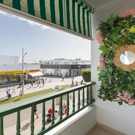 Home2book Main Walkway Corralejo